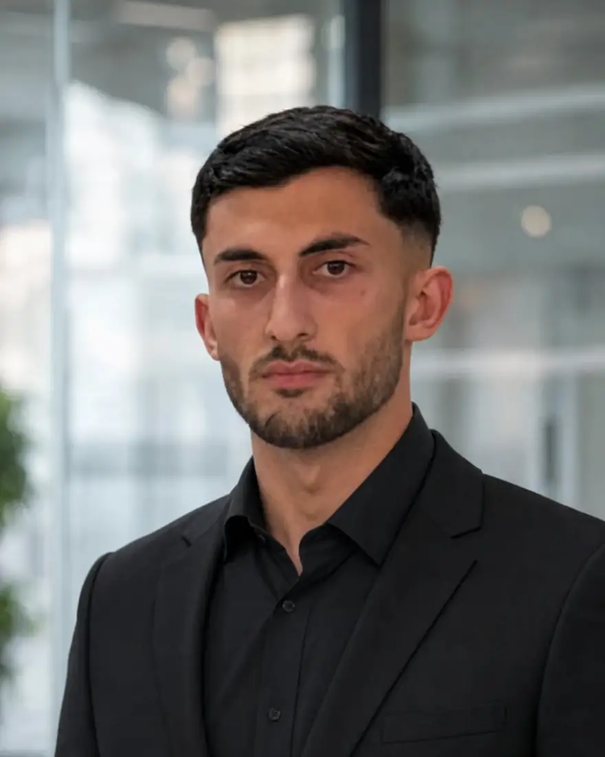 Porträt von Canpolat Arslan, Geschäftsführer von Echtbild Media für Digital, Marketing und Unternehmensentwicklung